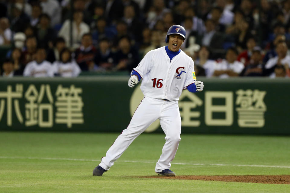 周思齊對田中將大敲安上壘後，相當振奮。（資料照，Photo by Yuki Taguchi/WBCI/MLB via Getty Images）