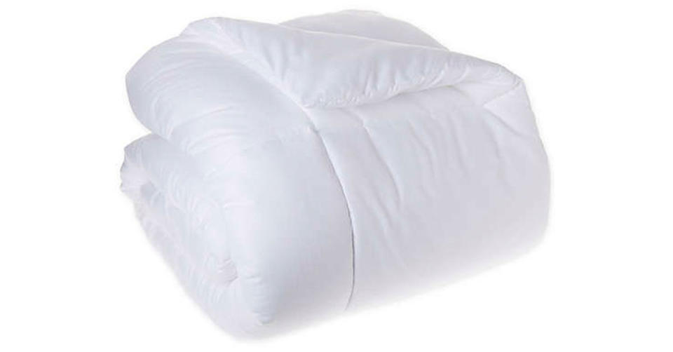 Simply Essential Microfiber Down Alternative Comforter (Photo: Bed Bath & Beyond)