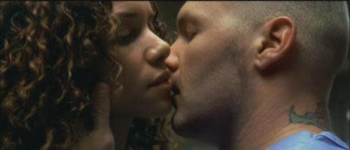 Halle Berry and Fred Durst in “Limp Bizkit: Behind Blue Eyes” (Photo: YouTube)