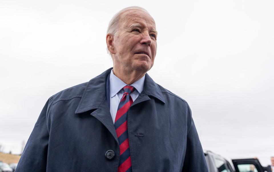 Joe Biden boarding Air Force One to travel to Washington DC on Tuesday