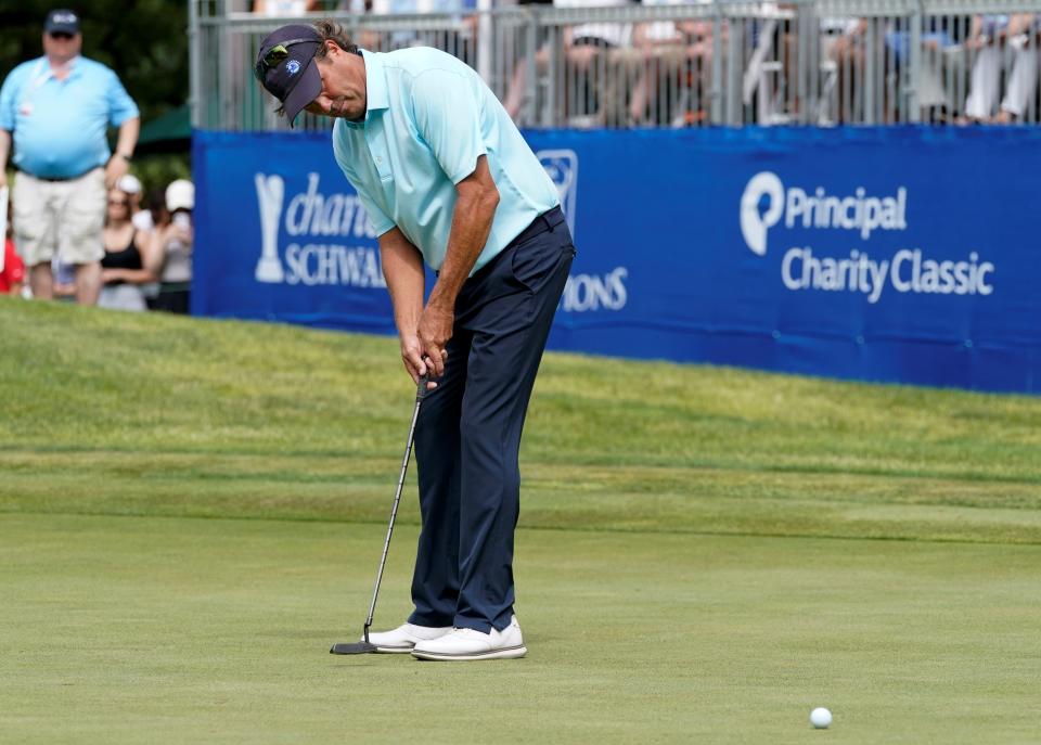 Stephen Ames putts on the 18th green during the final round of the PGA Tour Champions Principal Charity Classic golf tournament in 2021.