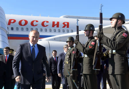 Russian President Vladimir Putin arrives to attend a summit on Syria in Istanbul, Turkey October 27, 2018. Sputnik/Sergei Guneev/Kremlin via REUTERS