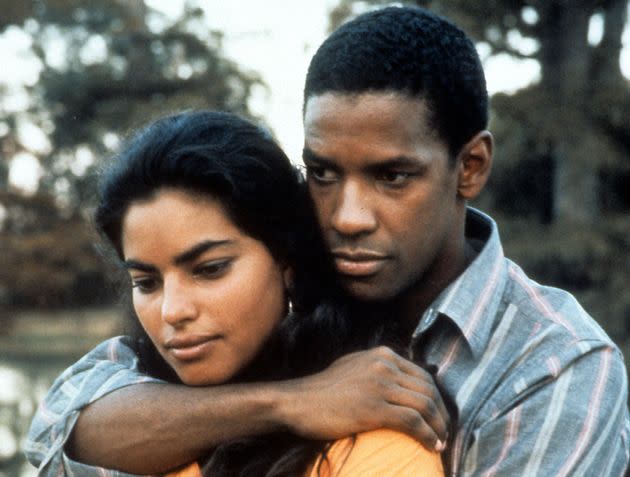 Denzel Washington holds Sarita Choudhury in a scene from the 1991 film 