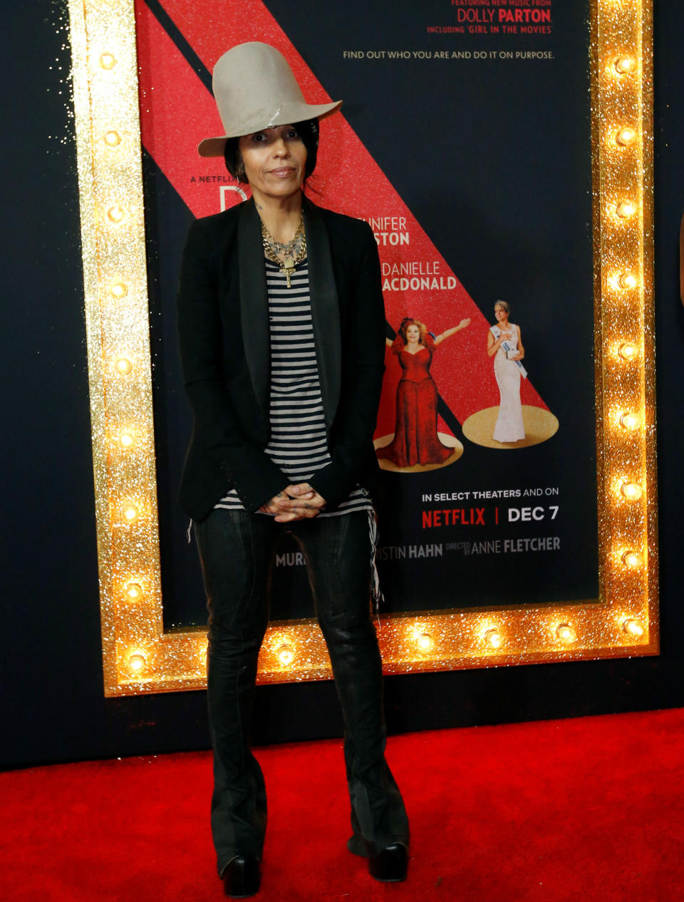 <p>La cantante estadounidense tampoco estuvo muy acertada en la última alfombra roja de Netflix. (Foto: Reuters / Mario Anzuoni). </p>