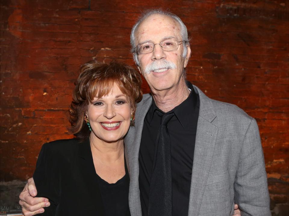 Joy Behar und ihr Mann Steve Janowitz, der sieben Jahre jünger ist als sie. - Copyright: Walter McBride/WireImage