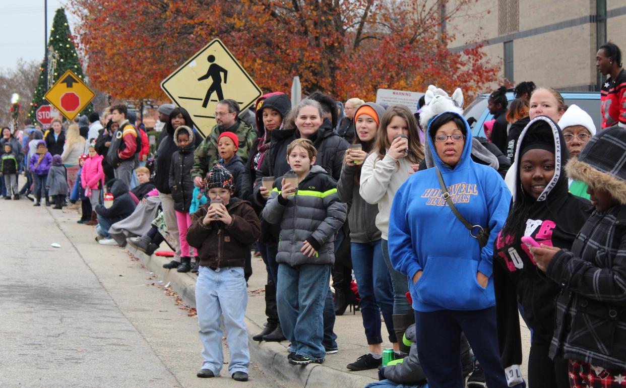 Spectators wait for the 2016 Hopewell Christmas Parade to pass by.