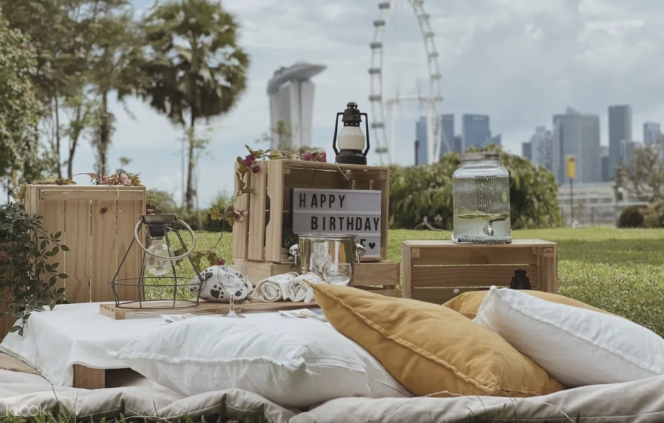 PHOTO: Klook. Instagram Worthy Picnic Rental Sets with Free Set-Up Service