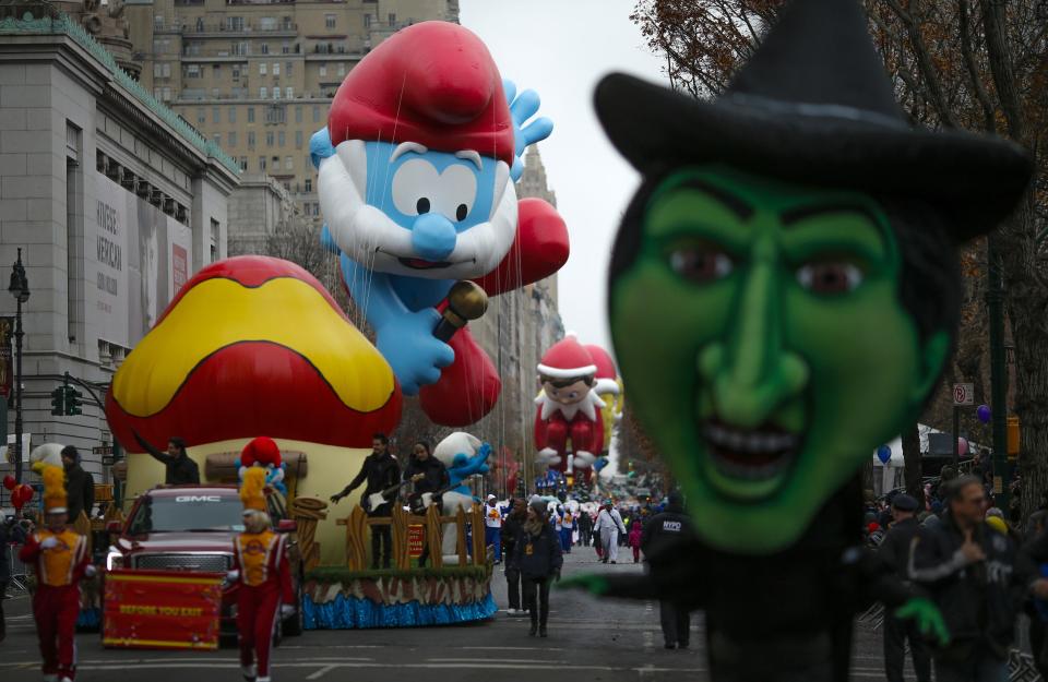 Balloons float down Central Park West during the 88th Macy's Thanksgiving Day Parade in New York November 27, 2014. REUTERS/Eduardo Munoz (UNITED STATES - Tags: SOCIETY)