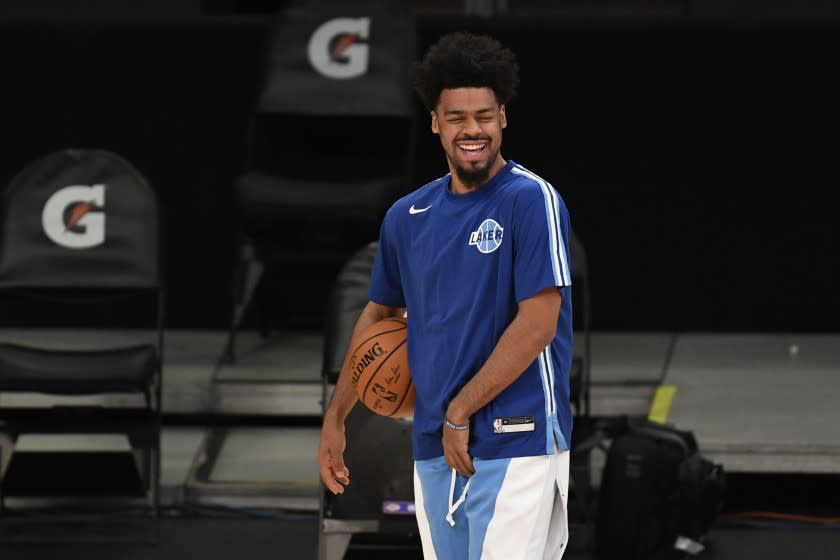 Los Angeles Lakers guard Quinn Cook before an NBA basketball game against the Minnesota Timberwolves in Los Angeles, Sunday, Dec. 27, 2020. (AP Photo/Kyusung Gong)