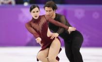 Figure Skating - Pyeongchang 2018 Winter Olympics - Ice Dance free dance competition final - Gangneung, South Korea - February 20, 2018 - Tessa Virtue and Scott Moir of Canada perform. REUTERS/Lucy Nicholson