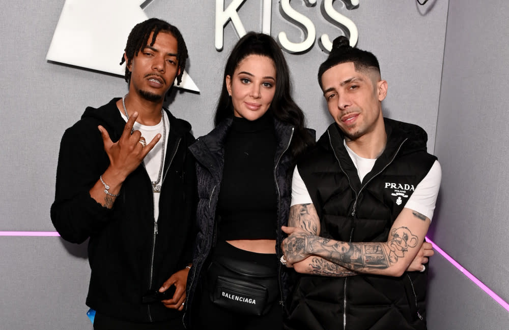 N-Dubz forced to cancel show as Dappy's voice goes credit:Bang Showbiz