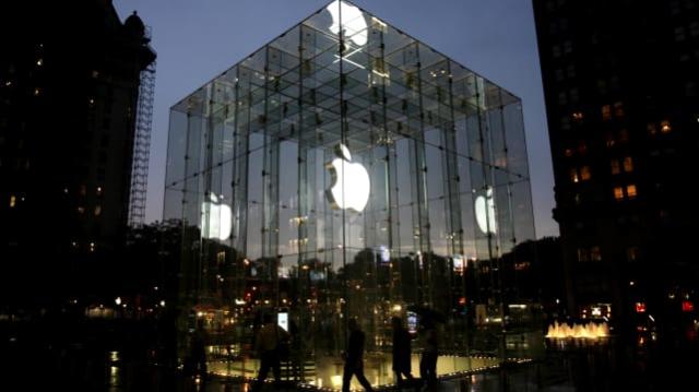 The pre-history of Manhattan's Fifth Avenue Apple Store cube