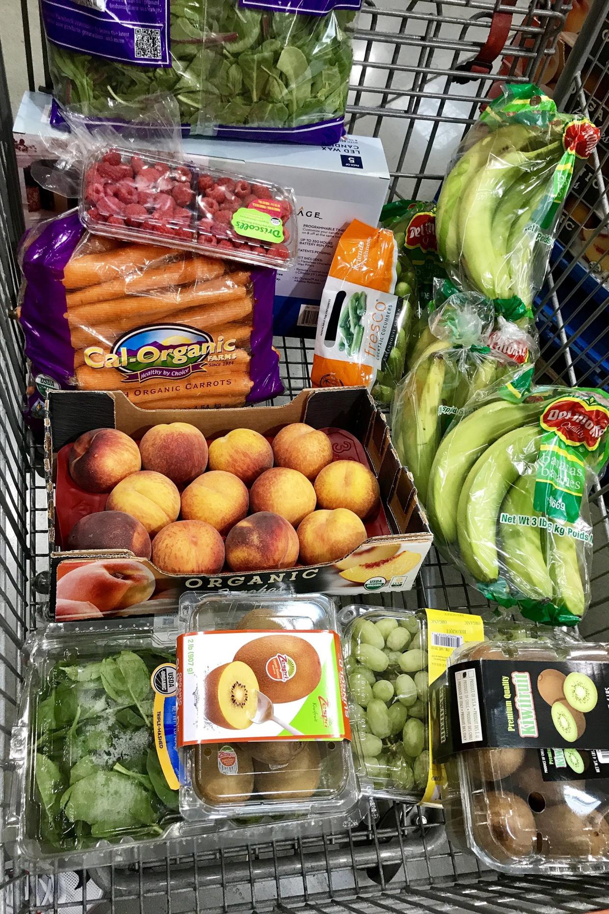 Costco Wholesale Warehouse Fruits and vegetables in cart