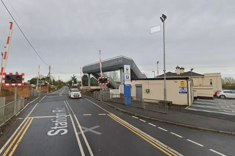 Google Street View of Moira train station level crossing and park and ride