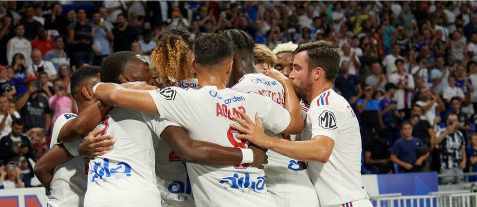 L'Olympique lyonnais a idéalement débuté sa saison de Ligue 1 en s'imposant 2 buts à 1 à domicile face à l'AC Ajaccio.   - Credit:JOSE BRETON / NurPhoto / NurPhoto via AFP