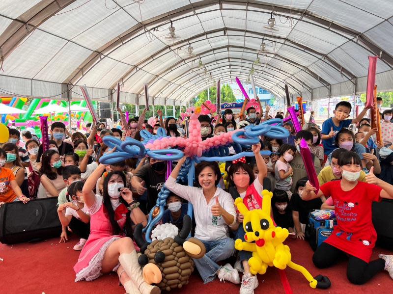 南投萬聖節親子嘉年華市集　千餘名大人小孩熱情參與