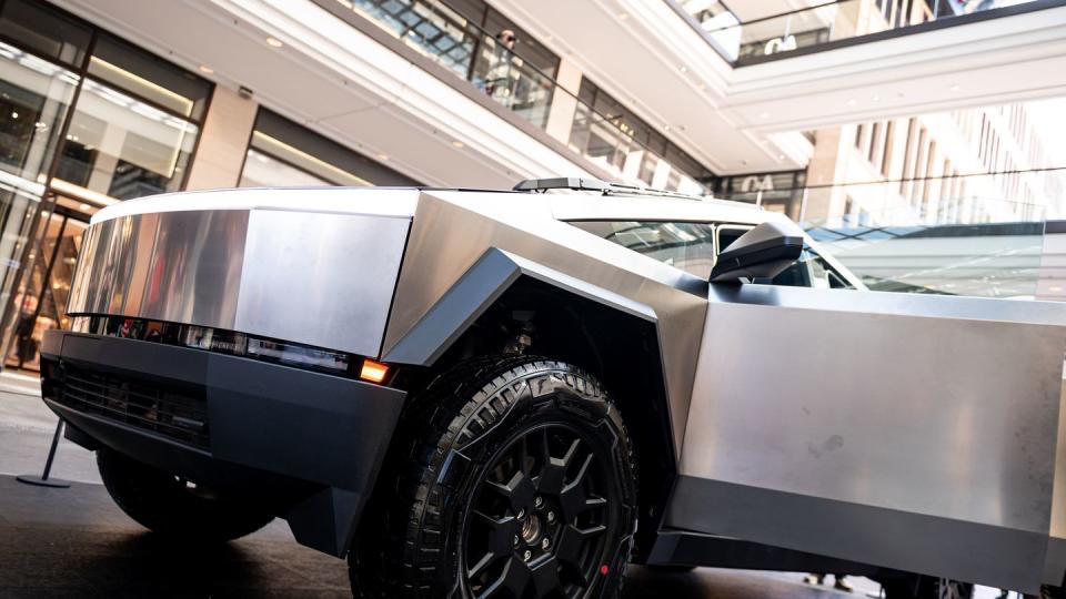 Tesla hat seinen Cybertruck-Pick-up bereits in mehreren europäischen Ländern präsentiert. (Bild: dpa)