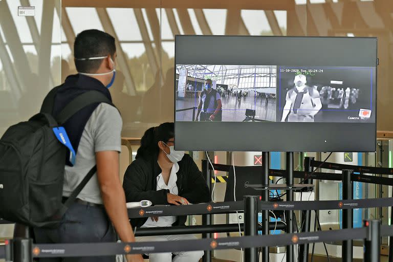 Aeropuerto de Carrasco, Uruguay