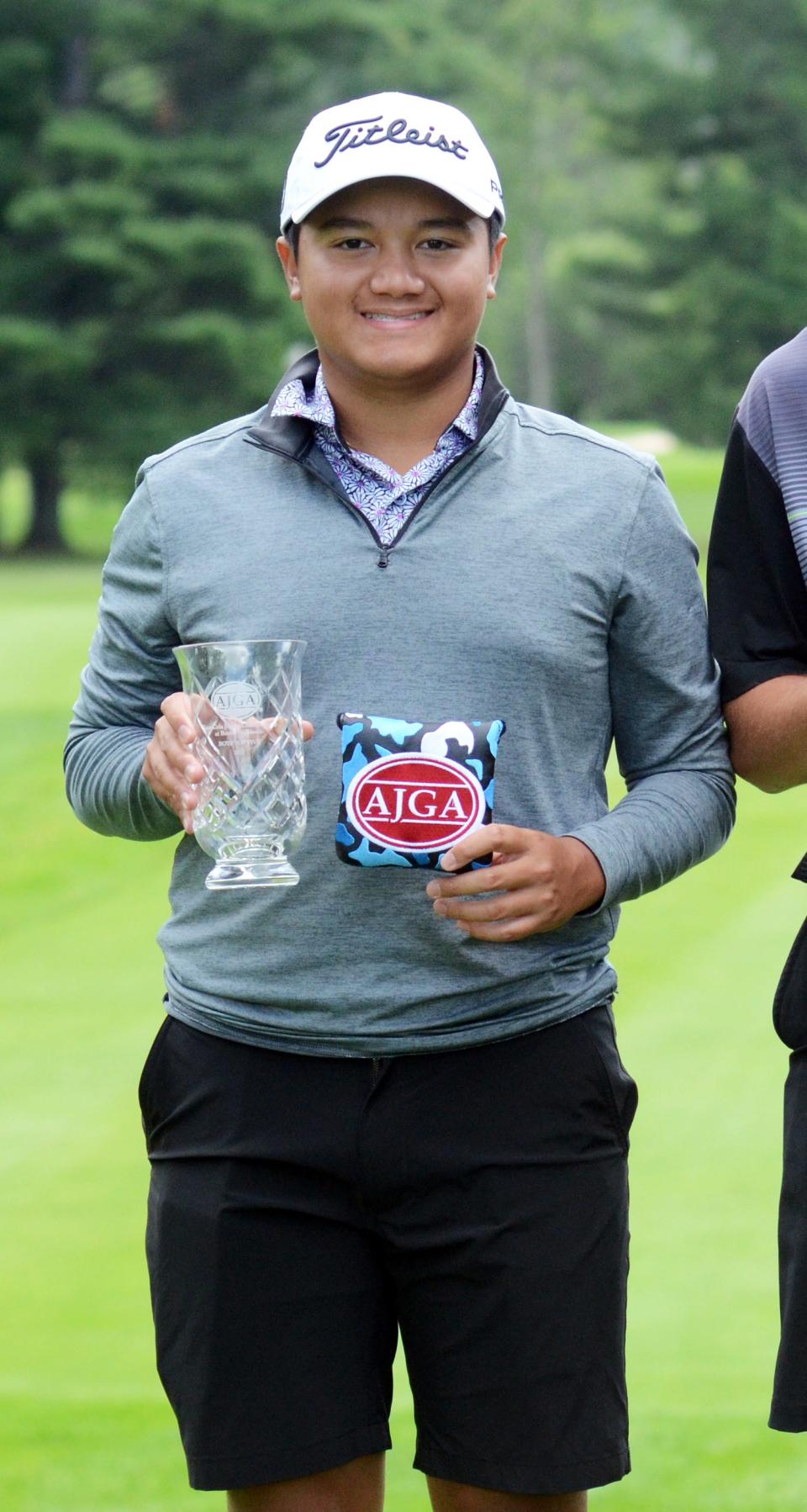 Lorenzo Pinili of Rochester Hills will be back as the top placing competitor within the Coca-Cola Junior Championships field next week after a fourth place finish a year ago.