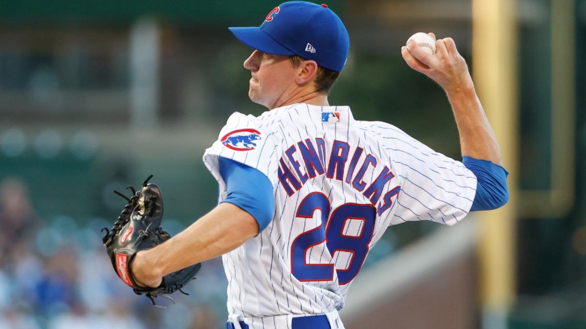 Cubs pitcher Kyle Hendricks praises Dansby Swanson success this season