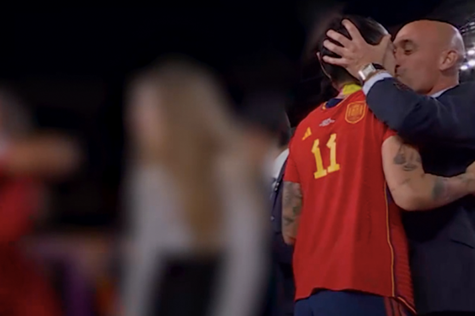 FA Spanish president Luis Rubiales kisses footballer Jenni Hermoso (BBC)