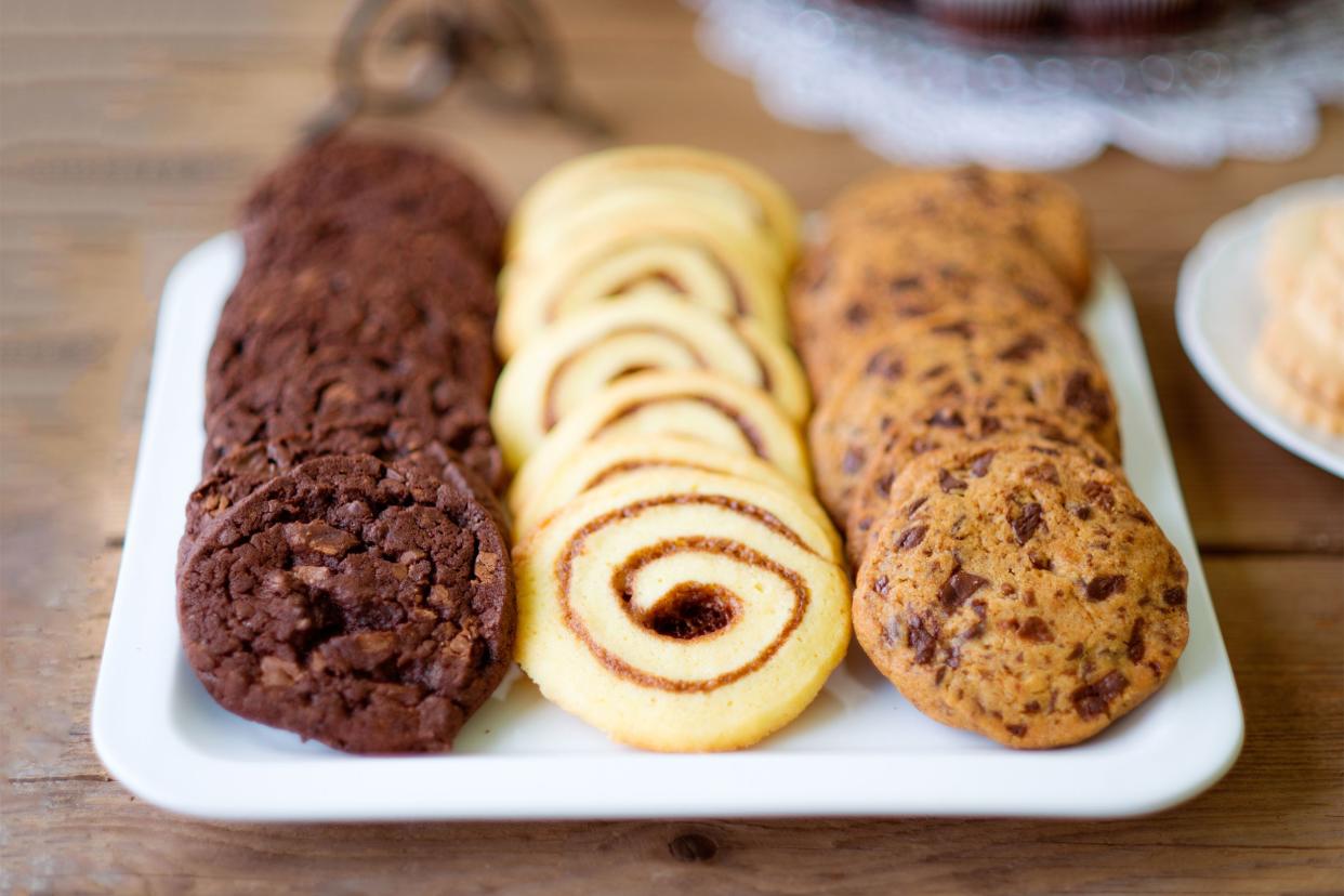 Assorted cookie plate