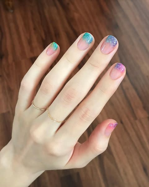 <p>Just looking at these nails makes us feel like we should be at a festival. Where's our bumbag?</p><p><a href="https://www.instagram.com/p/CBlrDgaDzO6/" rel="nofollow noopener" target="_blank" data-ylk="slk:See the original post on Instagram" class="link ">See the original post on Instagram</a></p>