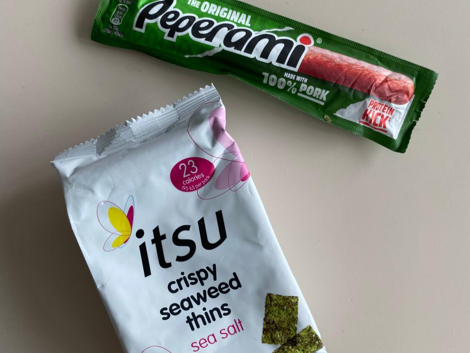 Peperami and crispy seaweed thin