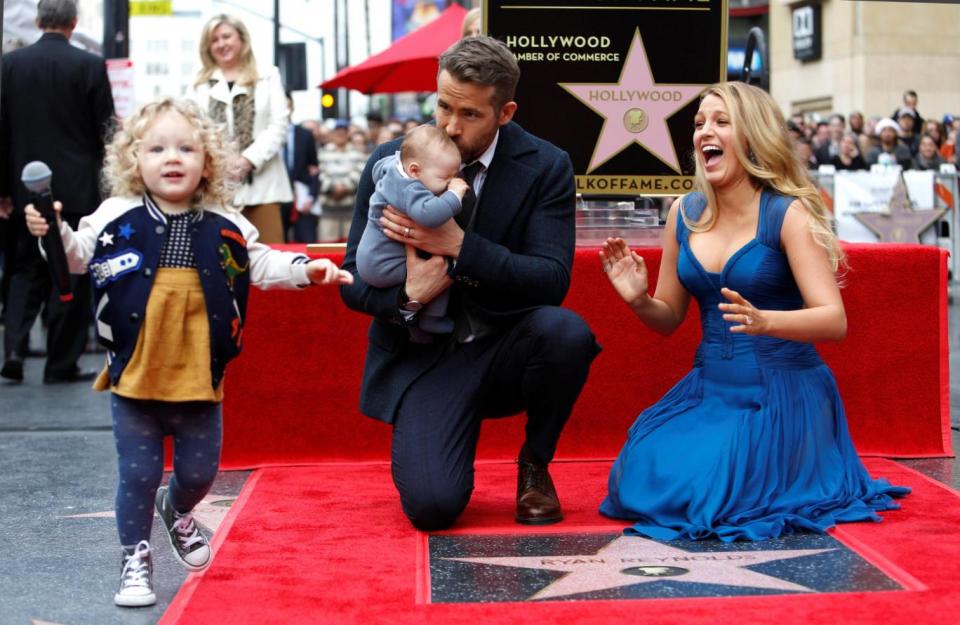 James, parece haber estado practicando desde que atendió a la ceremonia de la Estrella del Paseo de la Fama de su papá en diciembre 2016.