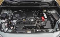 <p>An eight-speed automatic shifts smoothly and helps improve fuel economy. We saw 32 mpg in our 75-mph real-world fuel-economy test, beating its predecessor by a whopping 7 mpg.</p>