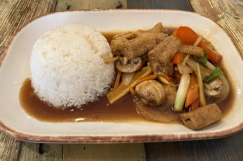 A Phad Khing with jasmine rice and tofu