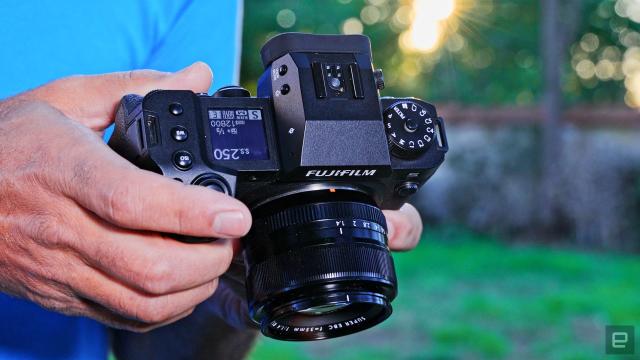 Fujifilm X-H2S review: Digital Photography Review
