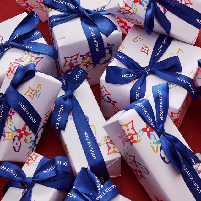 Louis Vuitton Holiday Shopping Gift Including Box, Bag Ribbon And