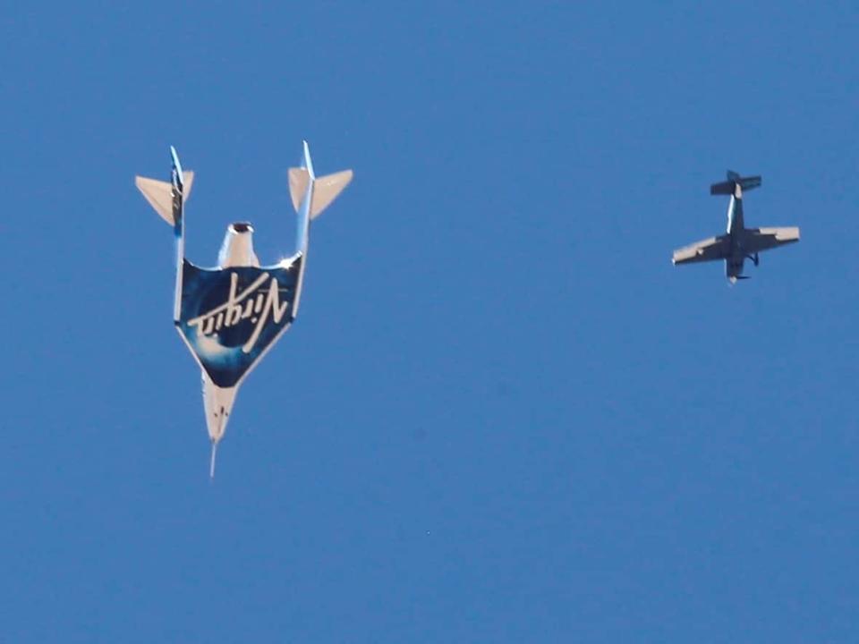 Virgin Galactic's VSS Unity is seen descending after reaching the edge of space on July 11, 2011. (Joe Skipper/Reuters - image credit)