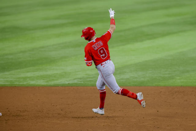 Angels beat Rangers 7-3 for third straight