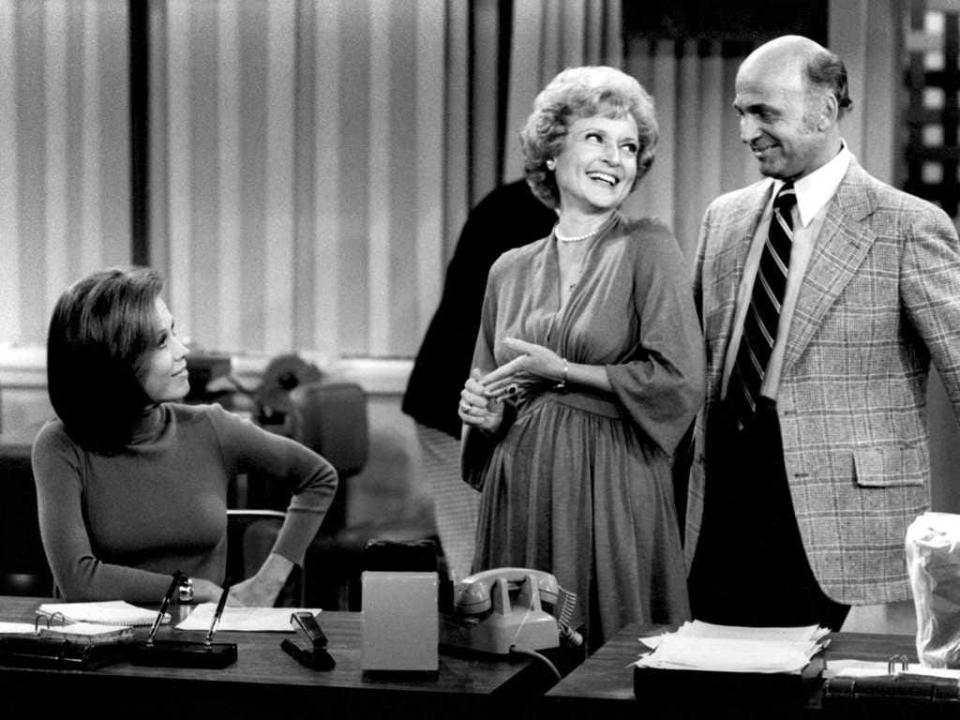 mary tyler moore betty white