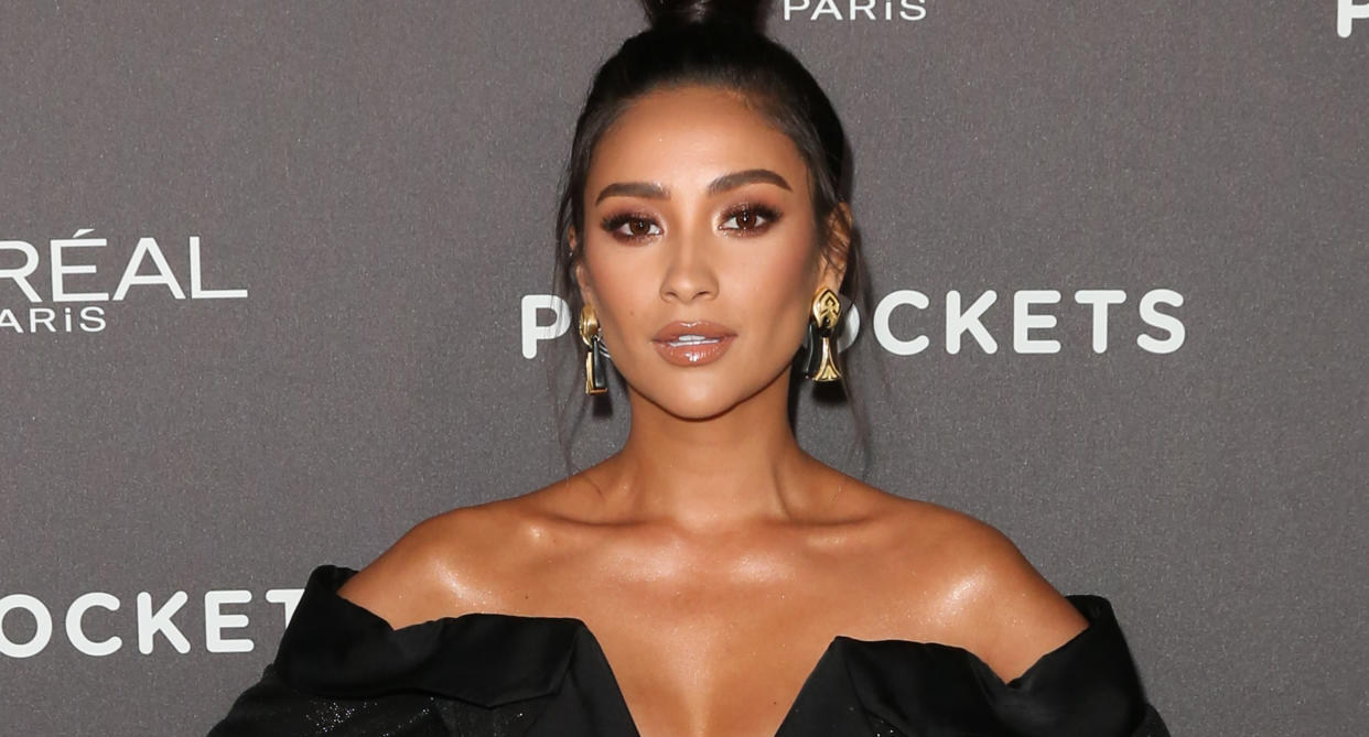 Shay Mitchell. Image via Getty Images. 