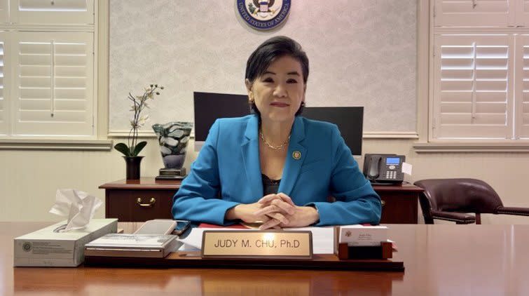 國會議員趙美心在2023亞裔願景論壇上講話。（記者王若然／攝影）