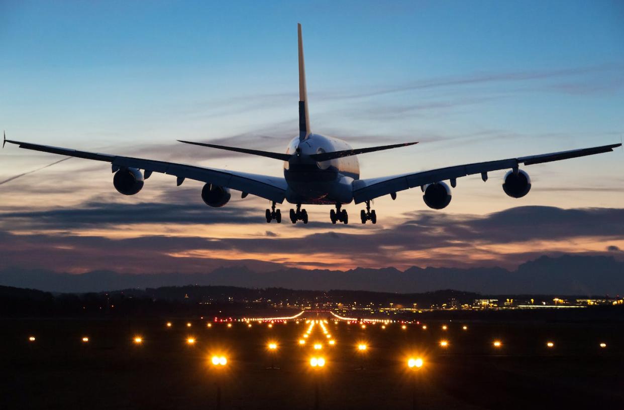 The value of frequent flyer miles can change significantly in the weeks and months ahead of a given travel date. <a href="https://www.gettyimages.com/detail/photo/landing-airplane-royalty-free-image/539327295?phrase=airplane%20landing&adppopup=true" rel="nofollow noopener" target="_blank" data-ylk="slk:Jetlinerimages/E+;elm:context_link;itc:0;sec:content-canvas" class="link ">Jetlinerimages/E+</a>