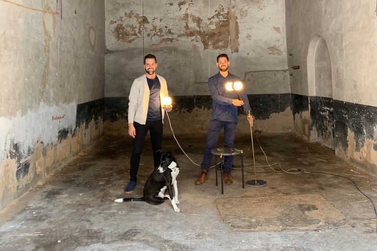 Mauricio, Pablo y la iluminación.