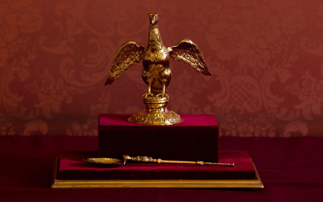 Coronation Spoon Ampulla King Charles III Royal family Buckingham Palace - Matt Dunham/WPA Pool/Getty Images