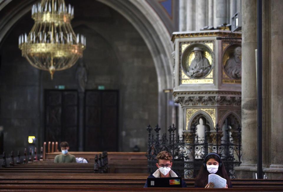 vienna university votive church