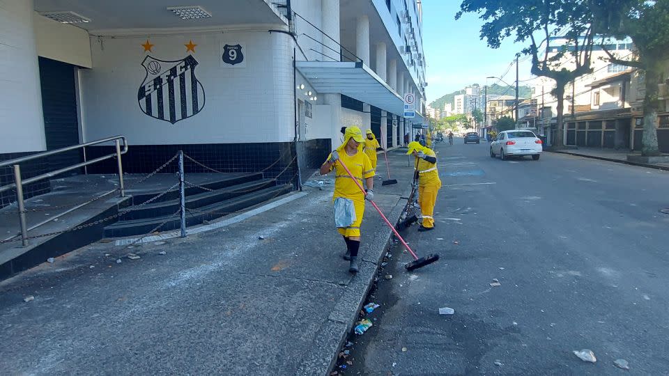 Workers clean up around the stadium following Santos' relegation. - Luigi Bongiovanni/TheNEWS2/Zuma
