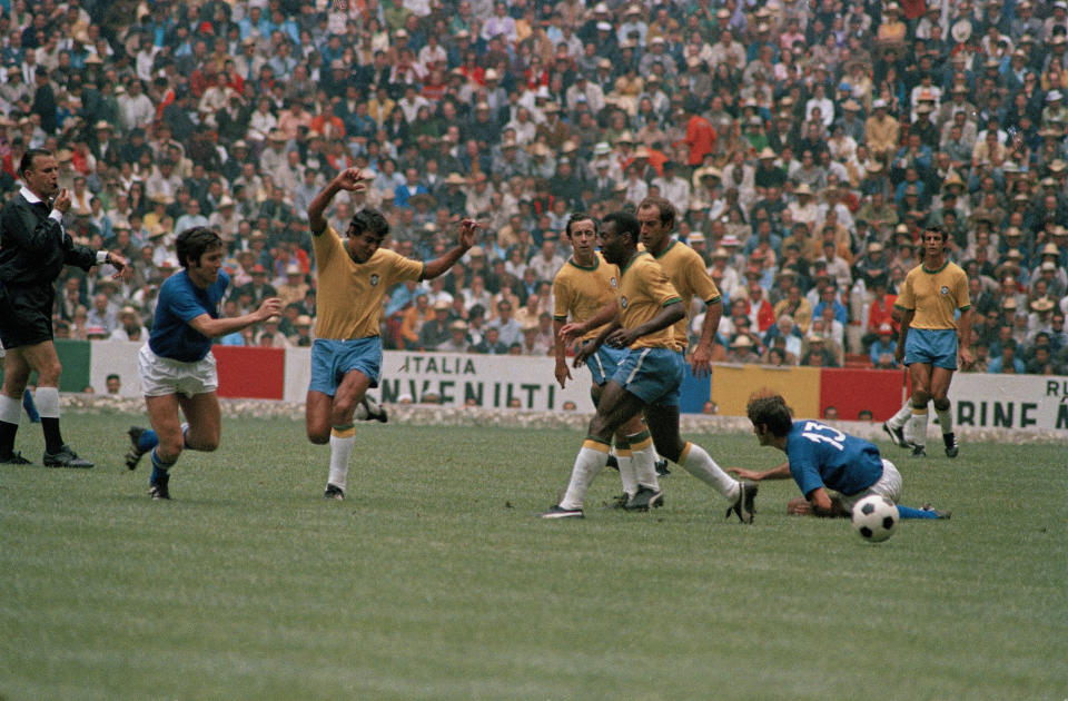 El Brasil del 70 es uno de los equipos m&#xe1;s elogiados de cualquier &#xe9;poca. (AP Photo)