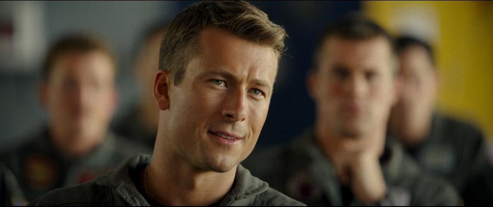 Glen Powell stars as Hangman in "Top Gun: Maverick."