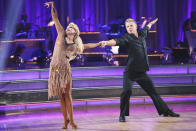 Peta Murgatroyd and Sean Lowe perform on "Dancing With the Stars."