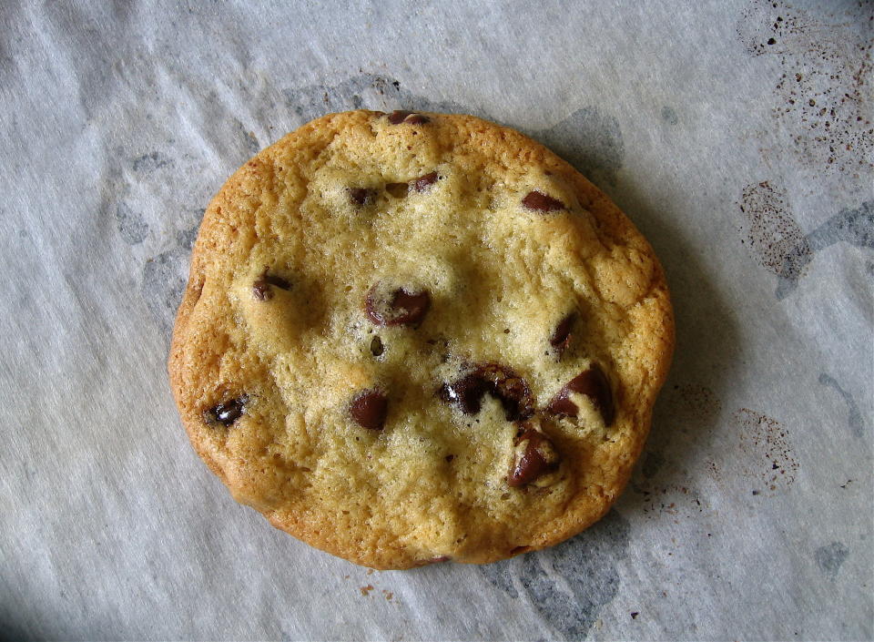 <strong>Get the <a href="http://food52.com/recipes/6288-not-just-any-chocolate-chip-cookie" target="_blank">Honey-Kissed Chocolate Chip Cookie recipe</a> by fraîchement via Food52</strong>