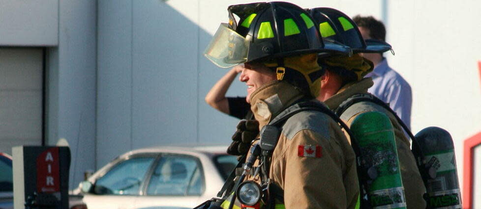 Les pompiers canadiens sont sur le front, alors que des dizaines d'incendie sont « hors de contrôle ». (illustration)  - Credit:Creative Touch Imaging Ltd / NurPhoto / NurPhoto via AFP