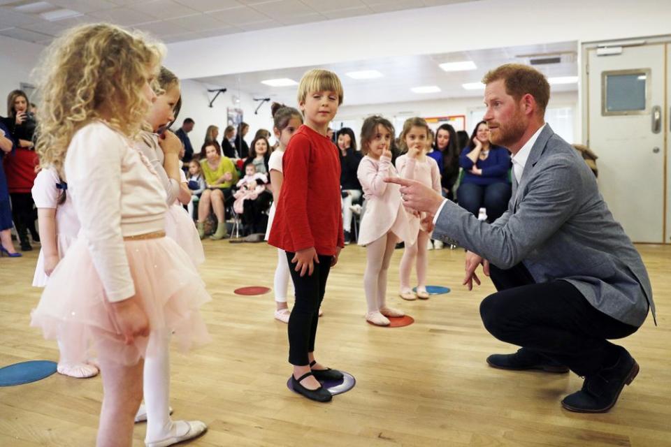 Prince Harry Shows Off His Ballet Skills in Class at South Ealing YMCA