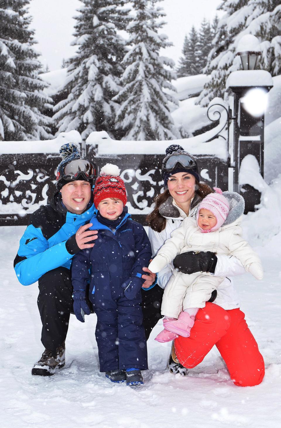 <p>A family photo in the snow is always a favourite, and just look how cute George and Charlotte look in their getups.</p>